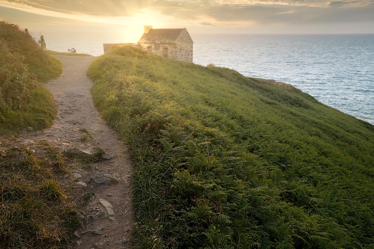 GR34 Coastal Path
