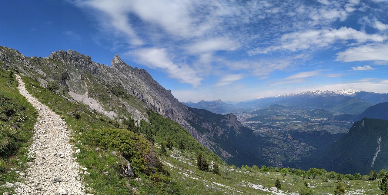 Hiking trails near Grenoble in the Vercors mountains