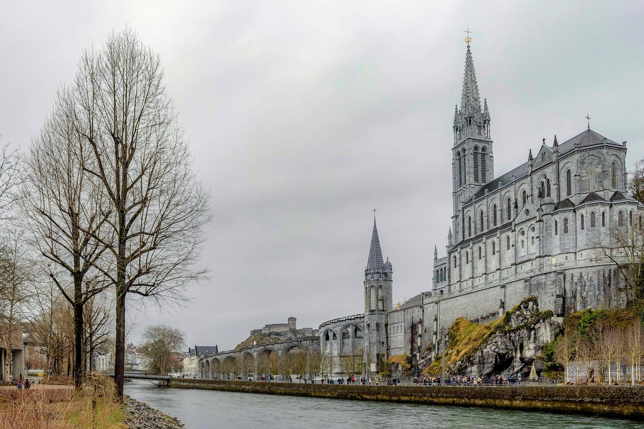 Lourdes