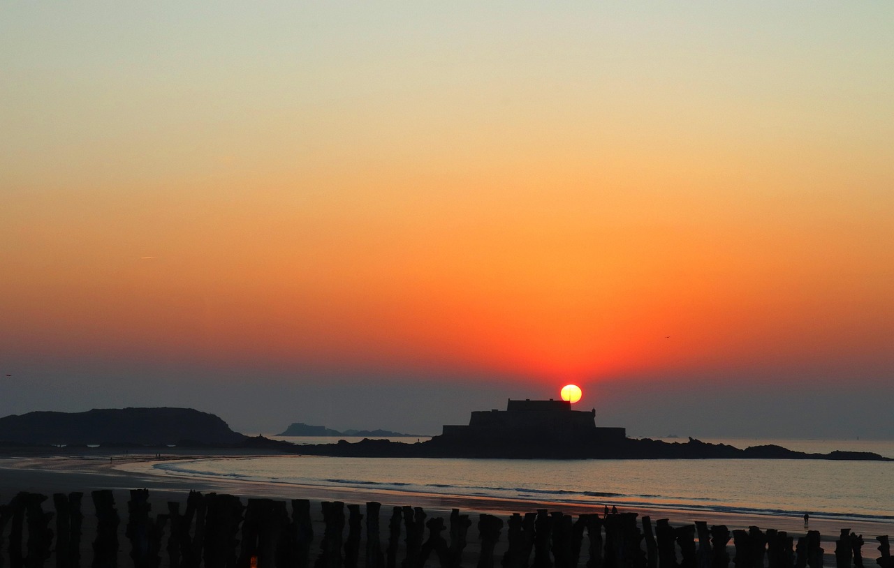 Saint-Malo city walls illuminated at night