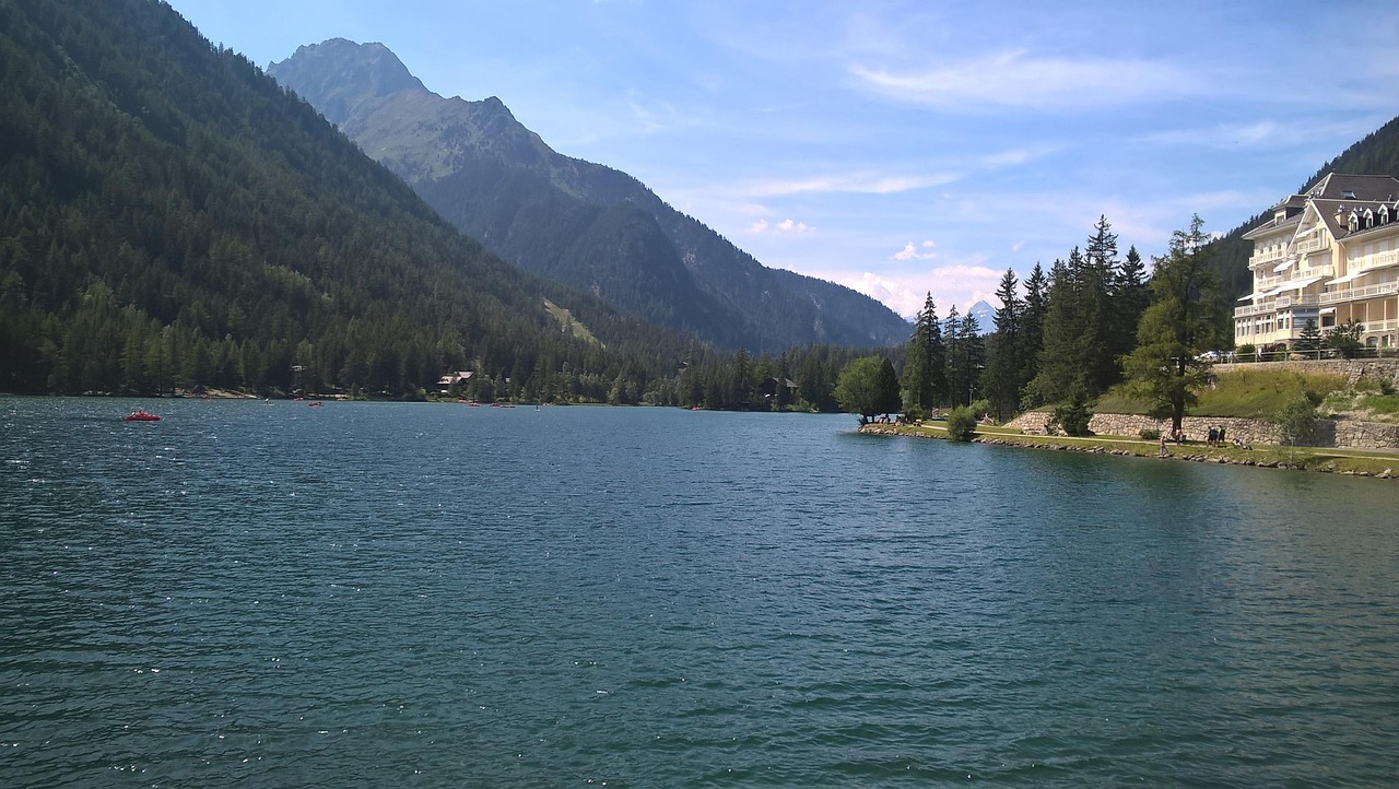 Lac Blanc with reflection of Mont Blanc range