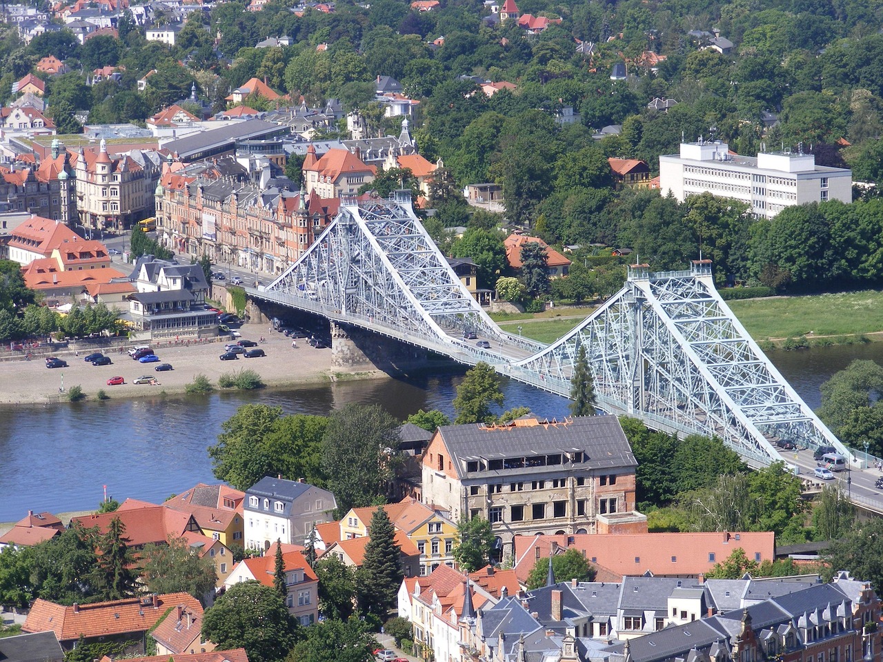 Dresden Blue Wonder bridge
