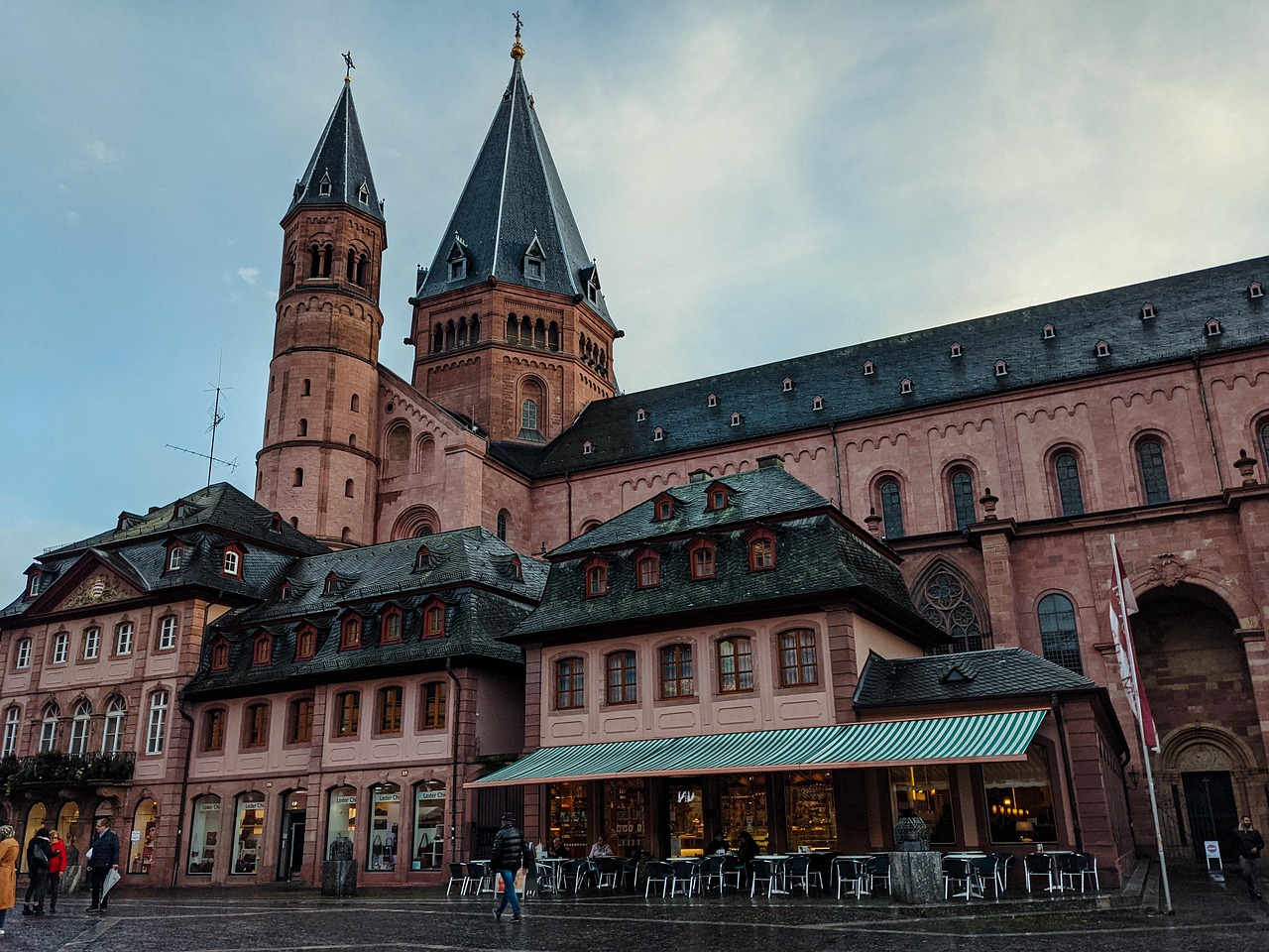 Mainz Cathedral in the old town