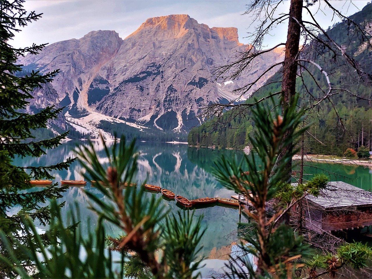 Lago di Braies crystal lake in South Tyrol