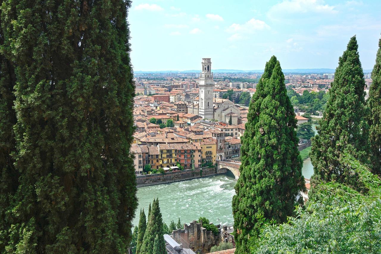 Castel San Pietro viewpoint over Verona