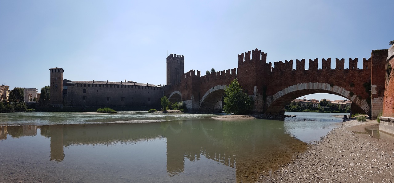 Castelvecchio and Adige River in Verona