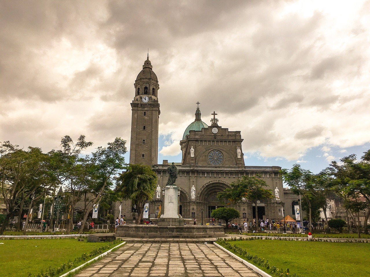 Manila Cathedral in Manila, Philippines