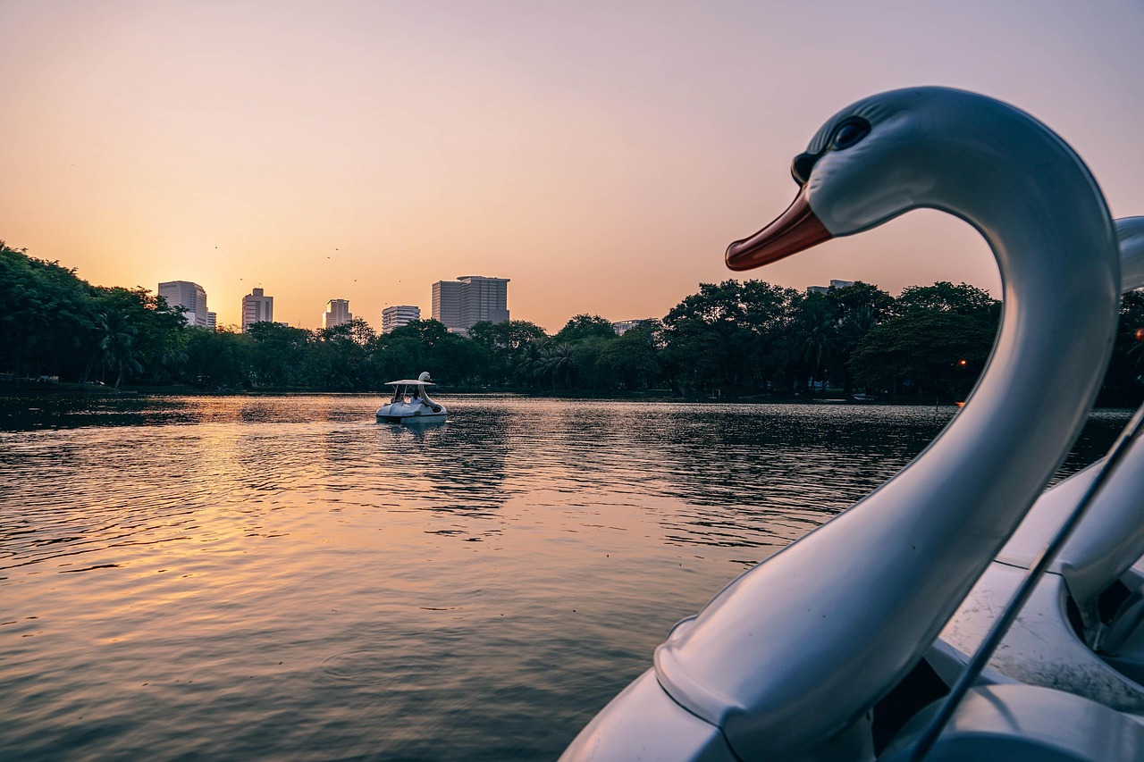 Lumphini Park Bangkok skyline