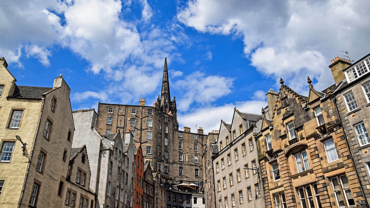 Edinburgh Old Town street and tenements
