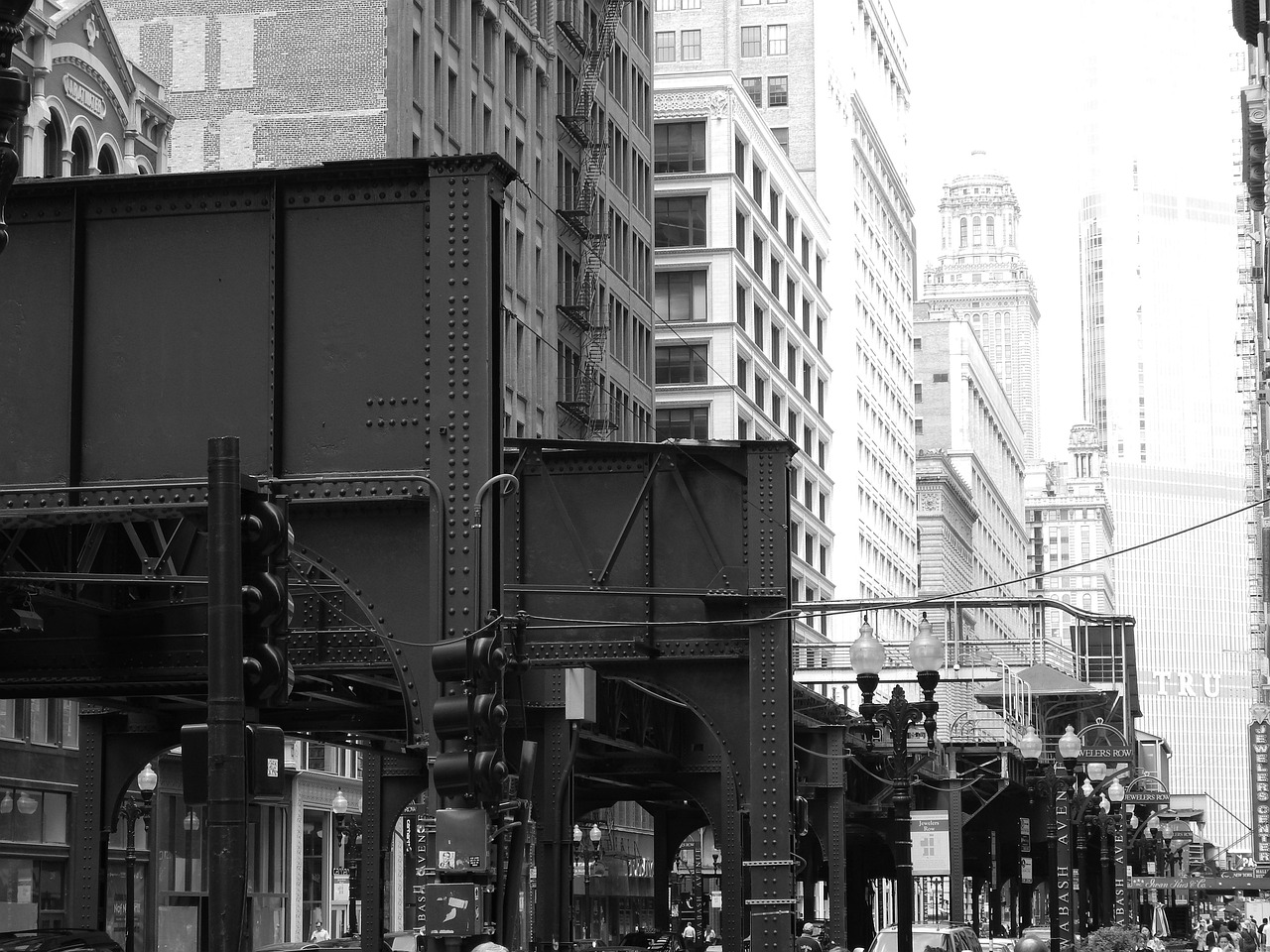 Chicago L train public transport